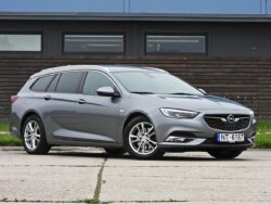 OPEL INSIGNIA SPORTS TOURER