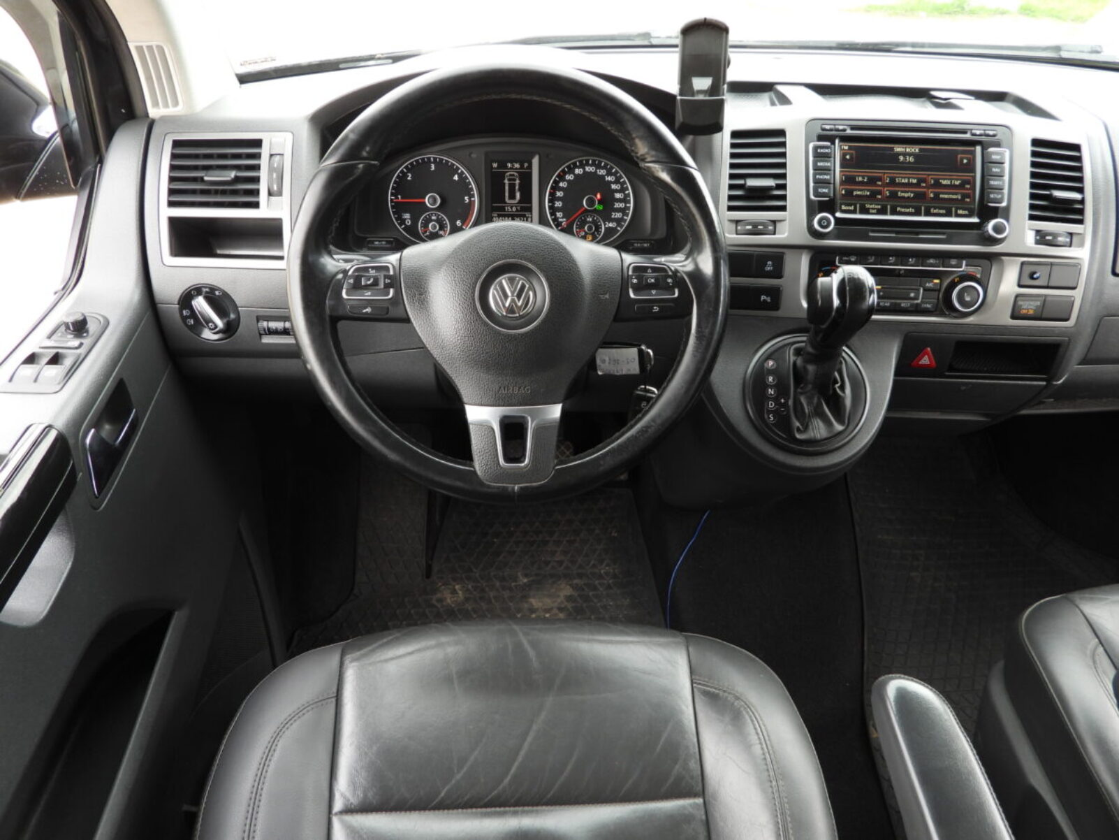 VW CARAVELLE
