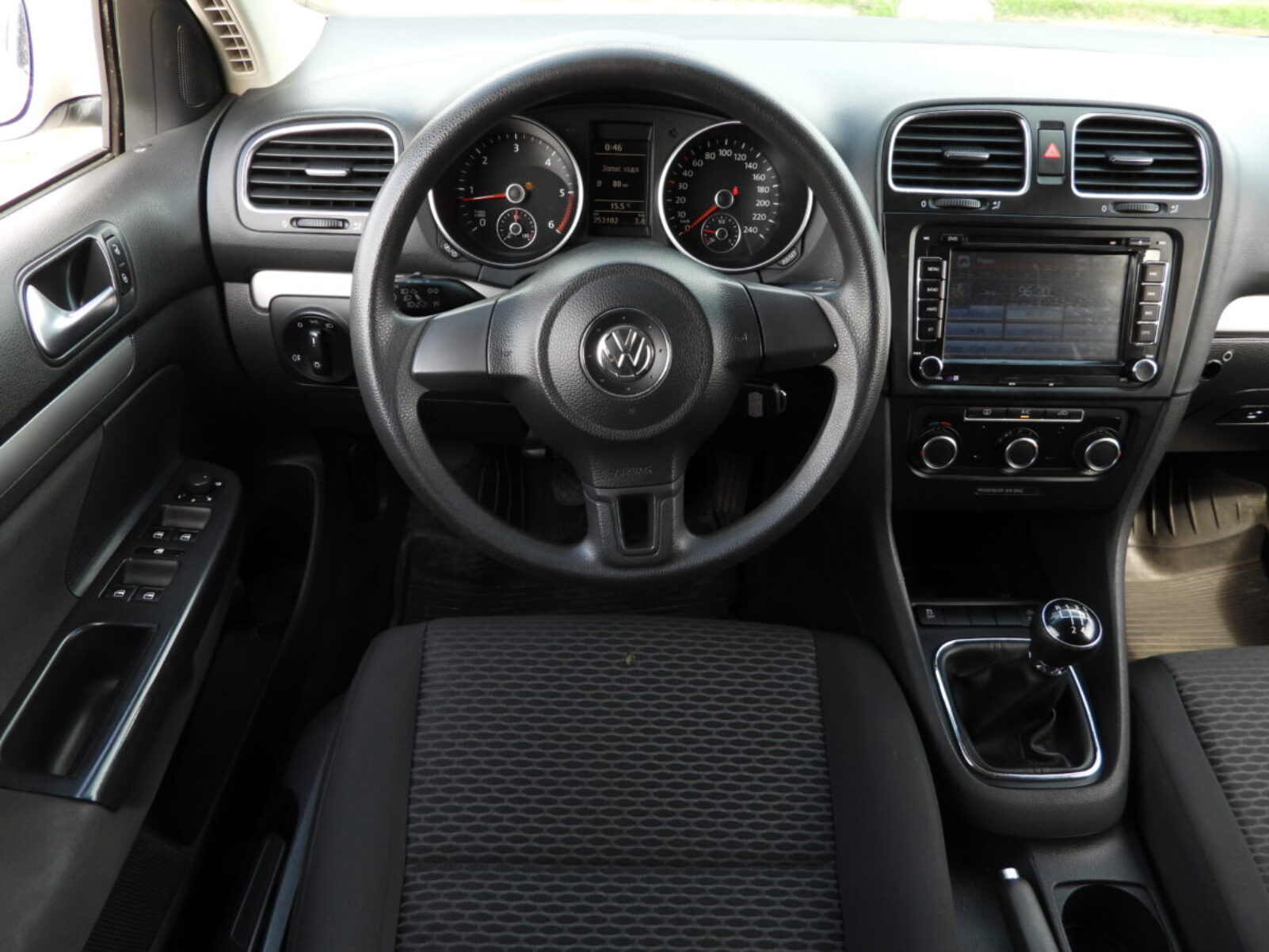 GOLF 6