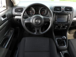 GOLF 6