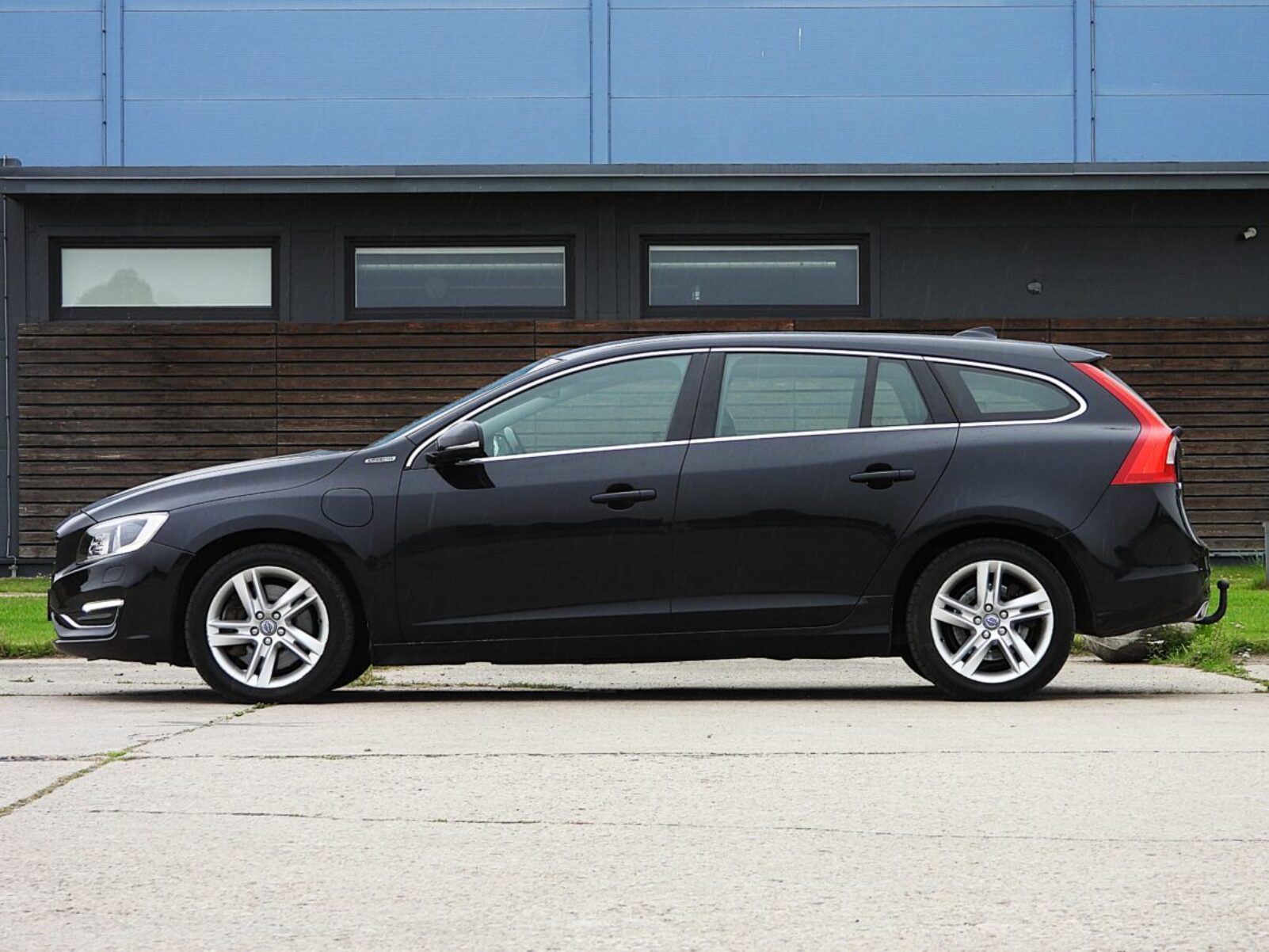 VOLVO V60 PLUG IN HYBRID