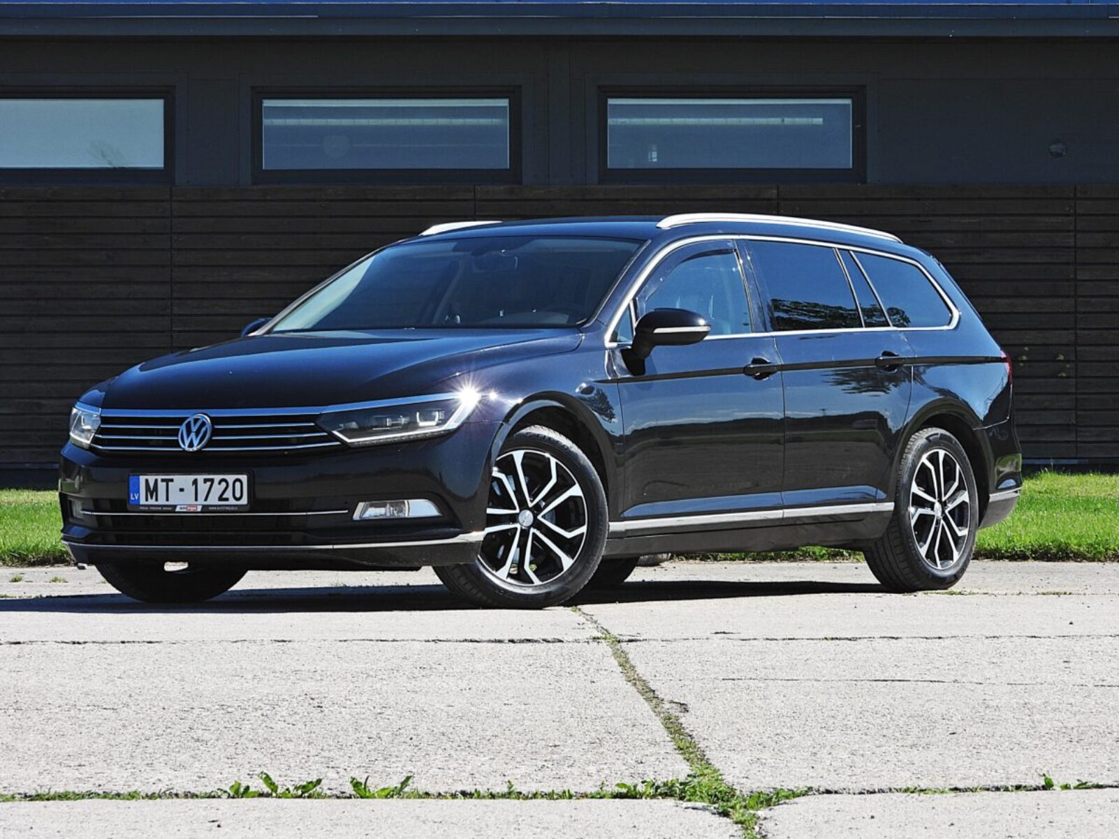VW PASSAT