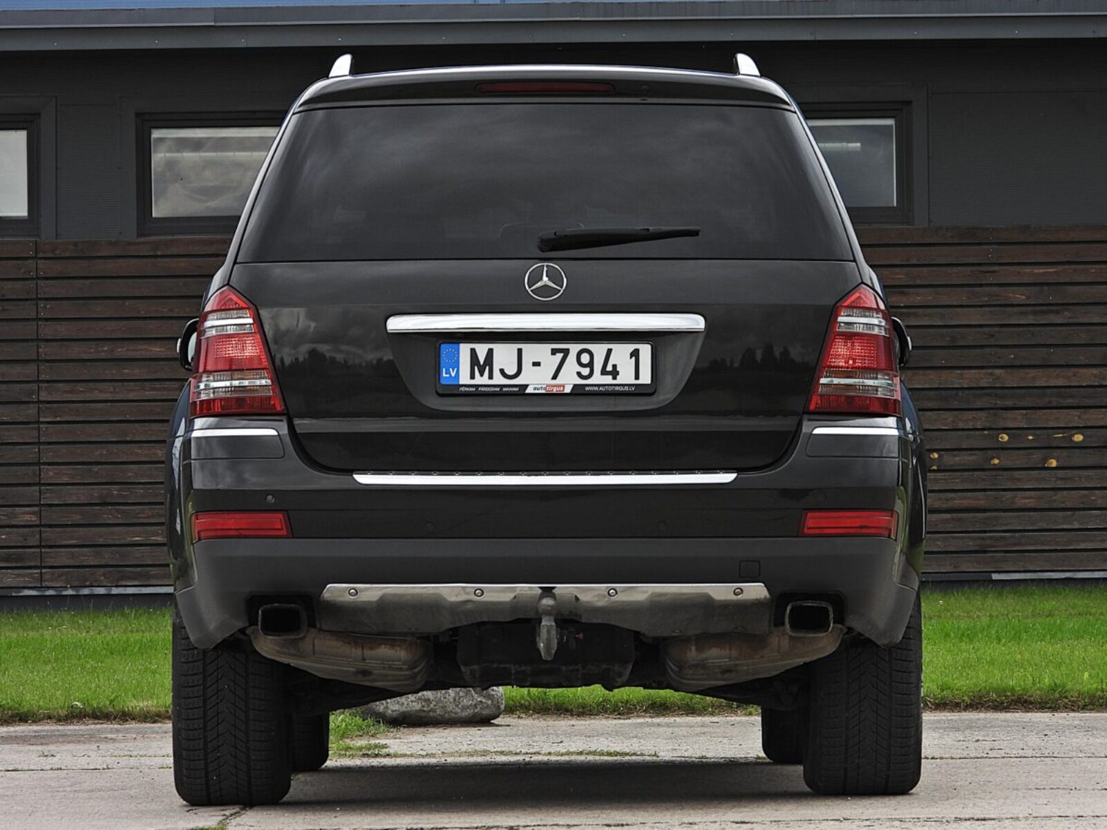 MERCEDES BENZ GL320