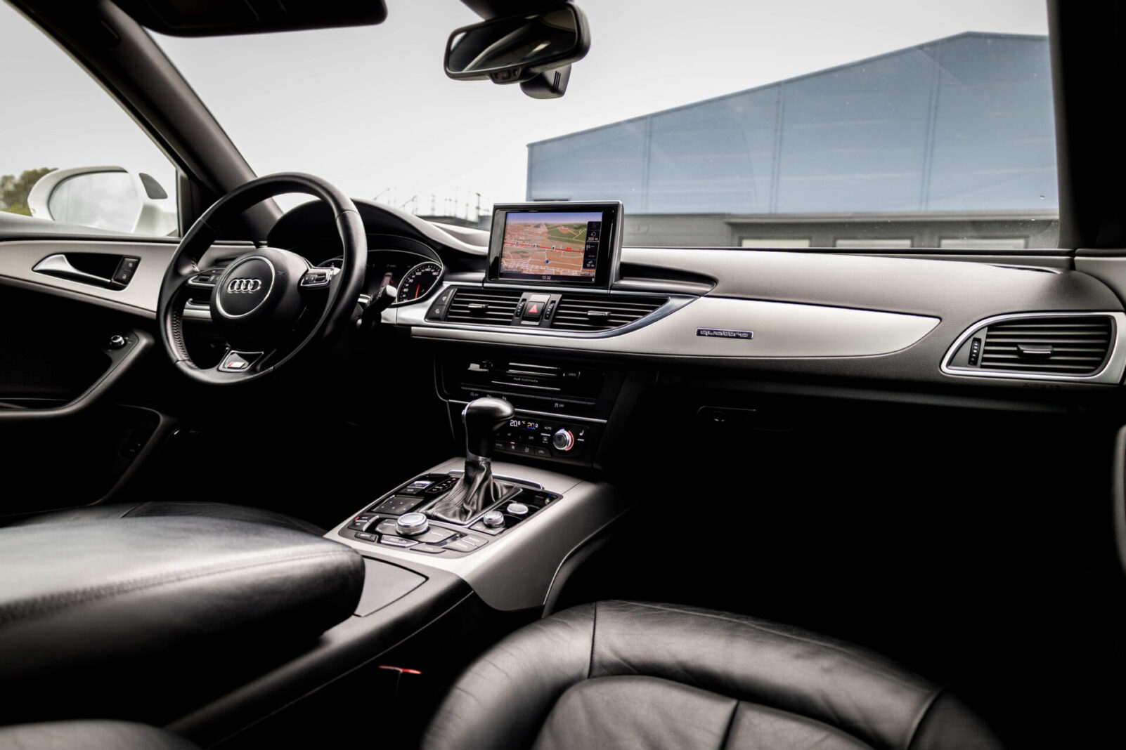 AUDI A6 S-LINE