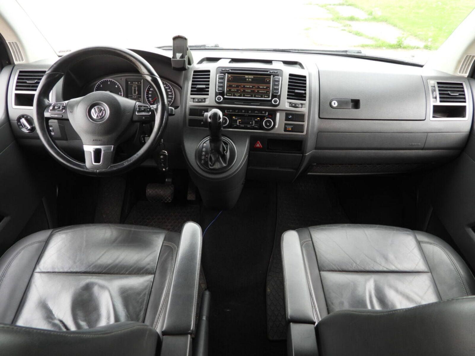 VW CARAVELLE