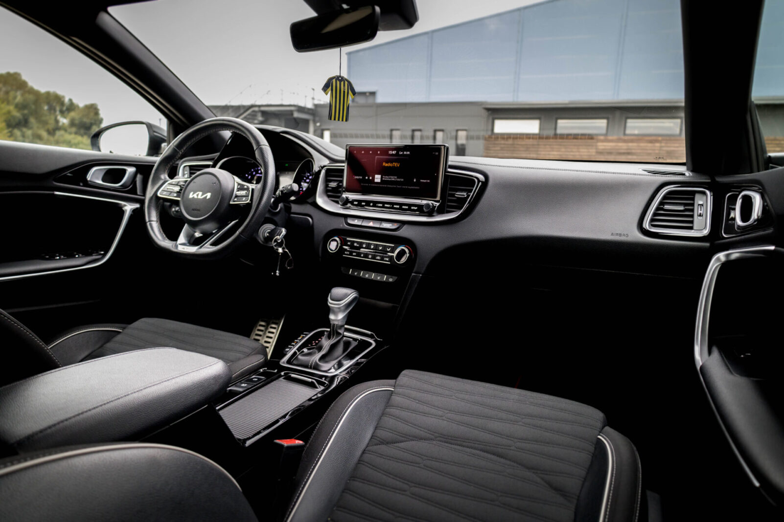 KIA PROCEED