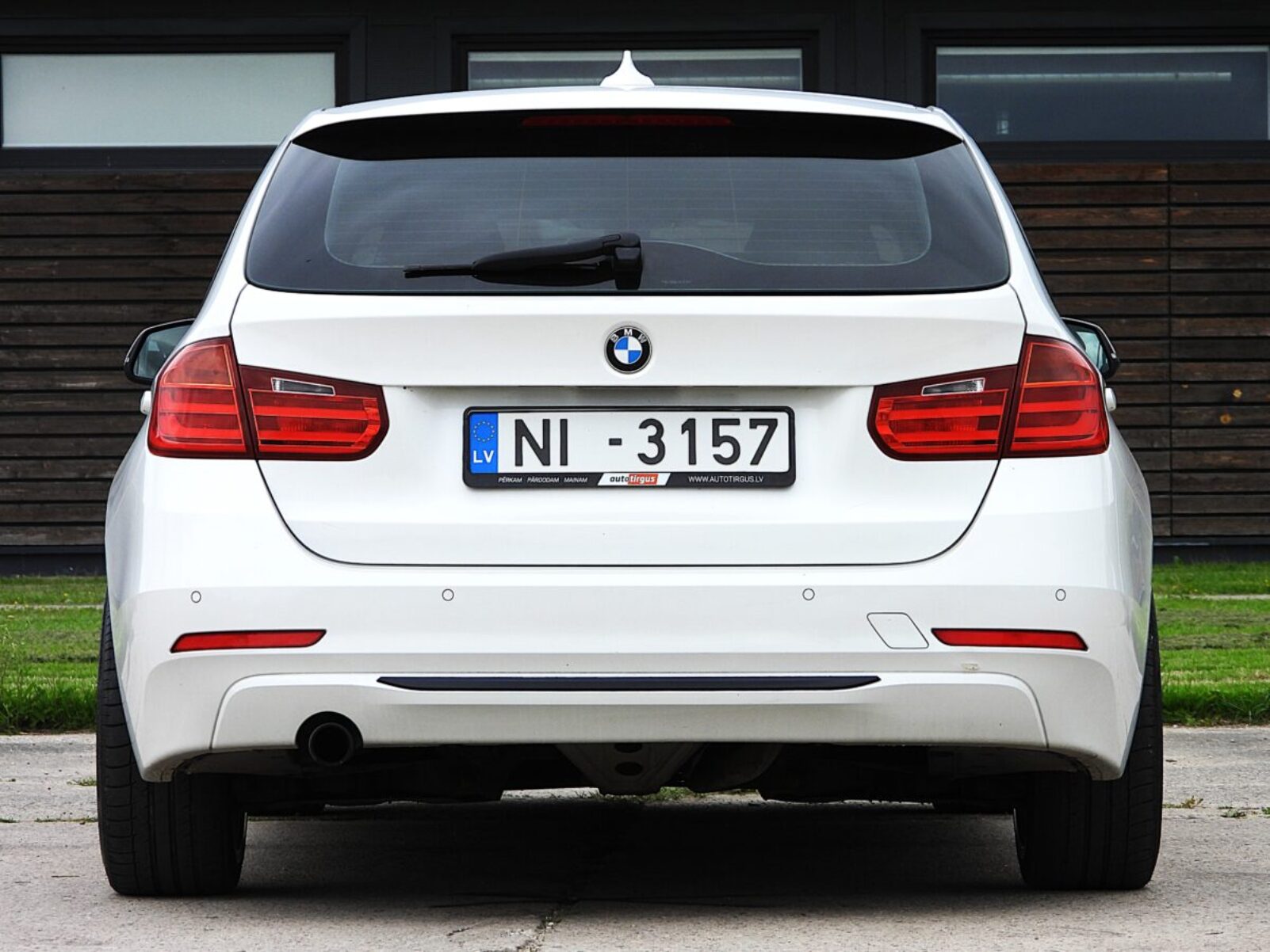 BMW 320