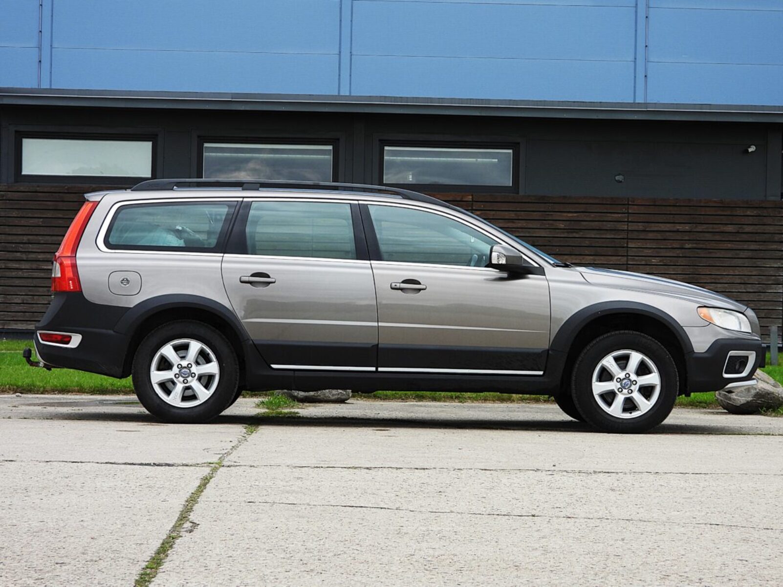 VOLVO XC70