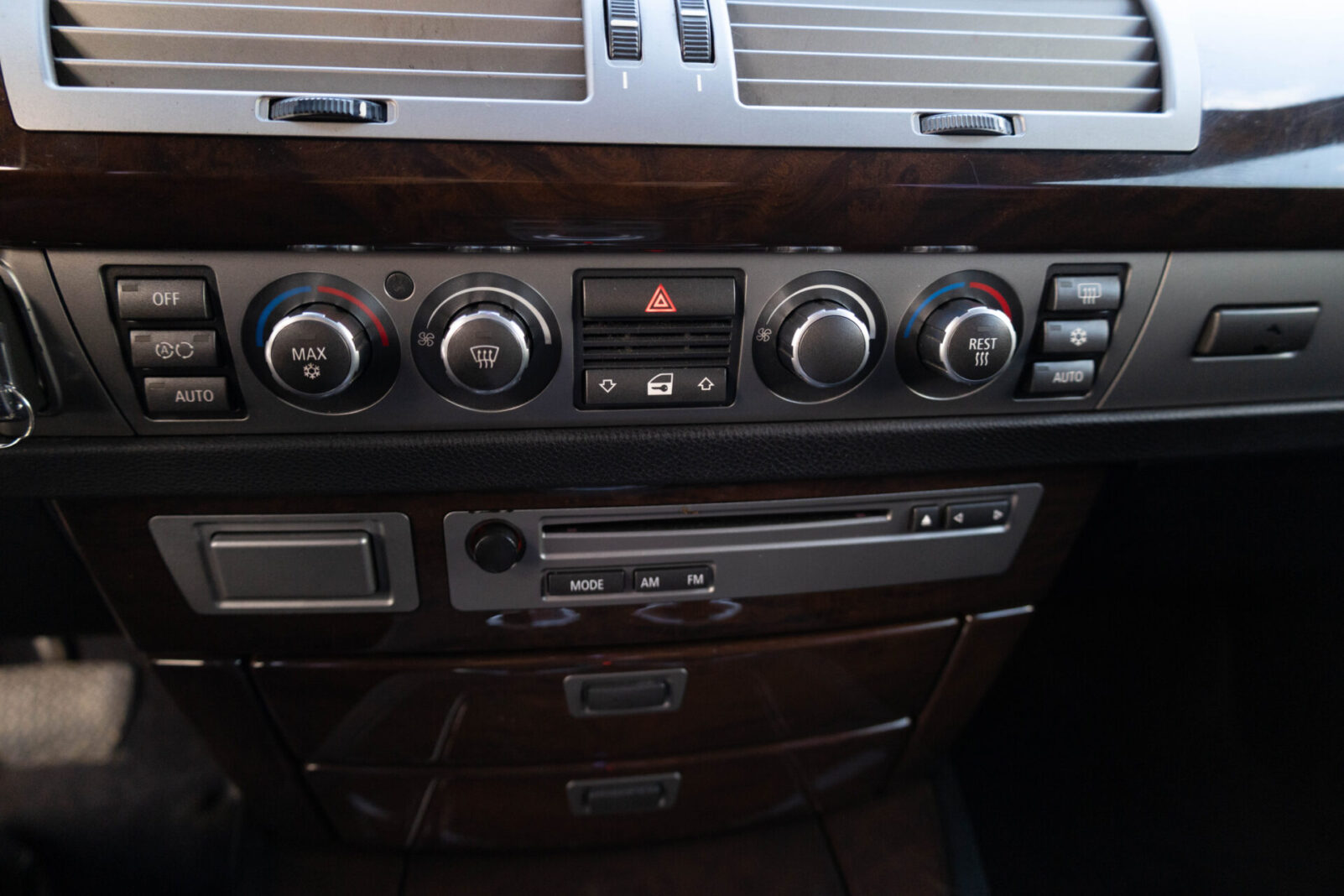 BMW 730