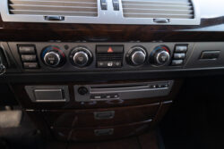 BMW 730