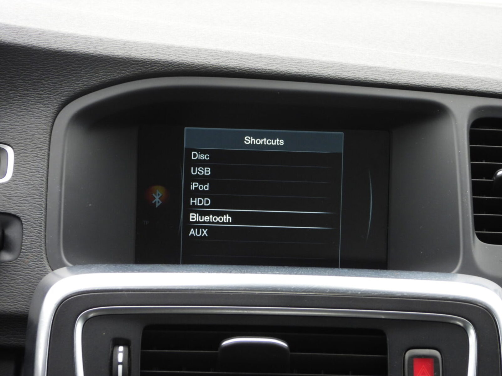 VOLVO V60 PLUG IN HYBRID