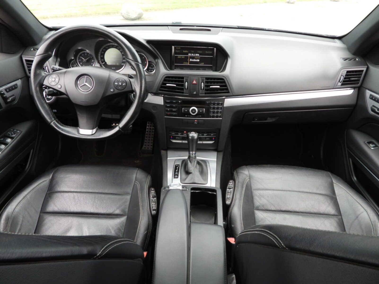 MERCEDES BENZ E350