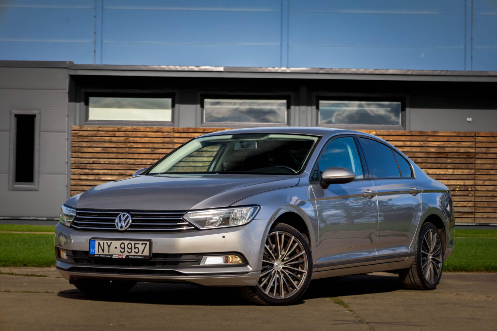 VW PASSAT