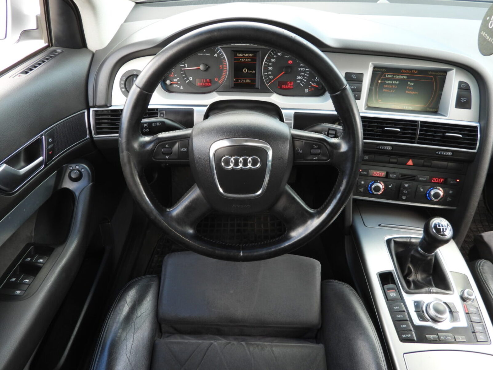 AUDI A6