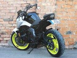 CFMOTO 650NK