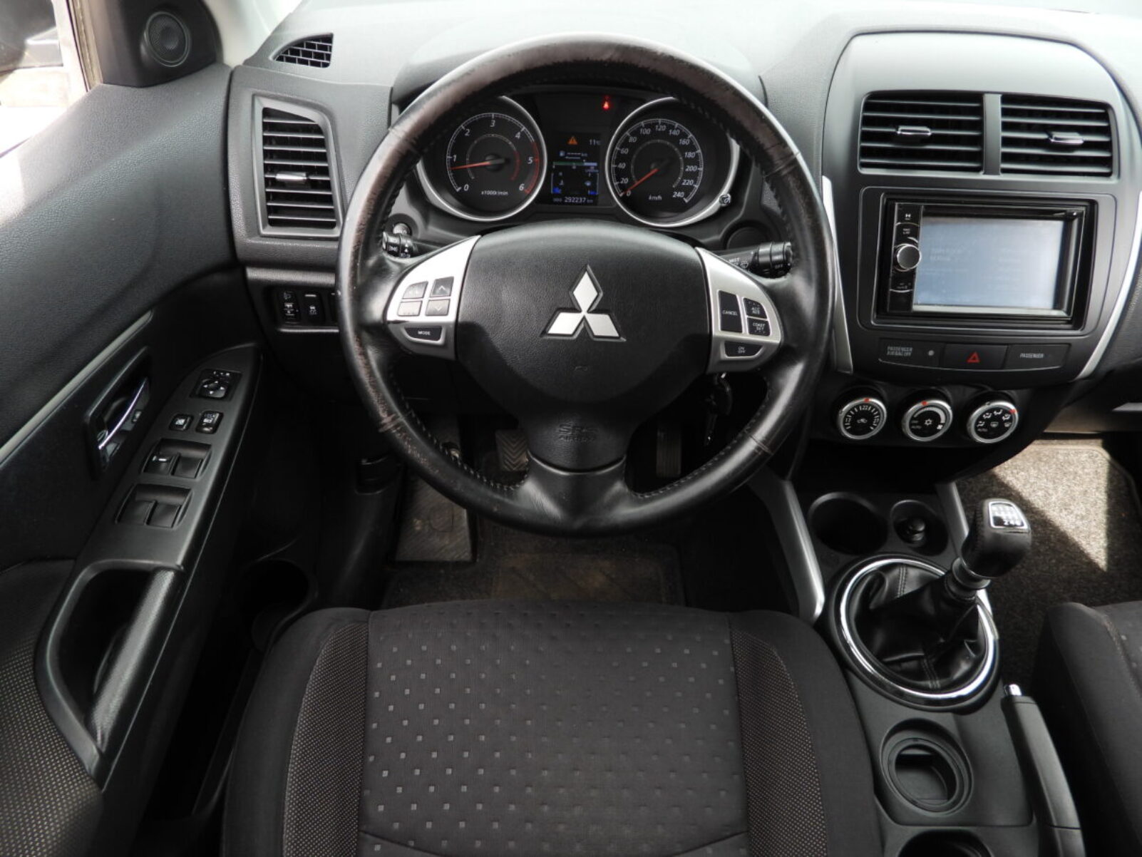 MITSUBISHI ASX