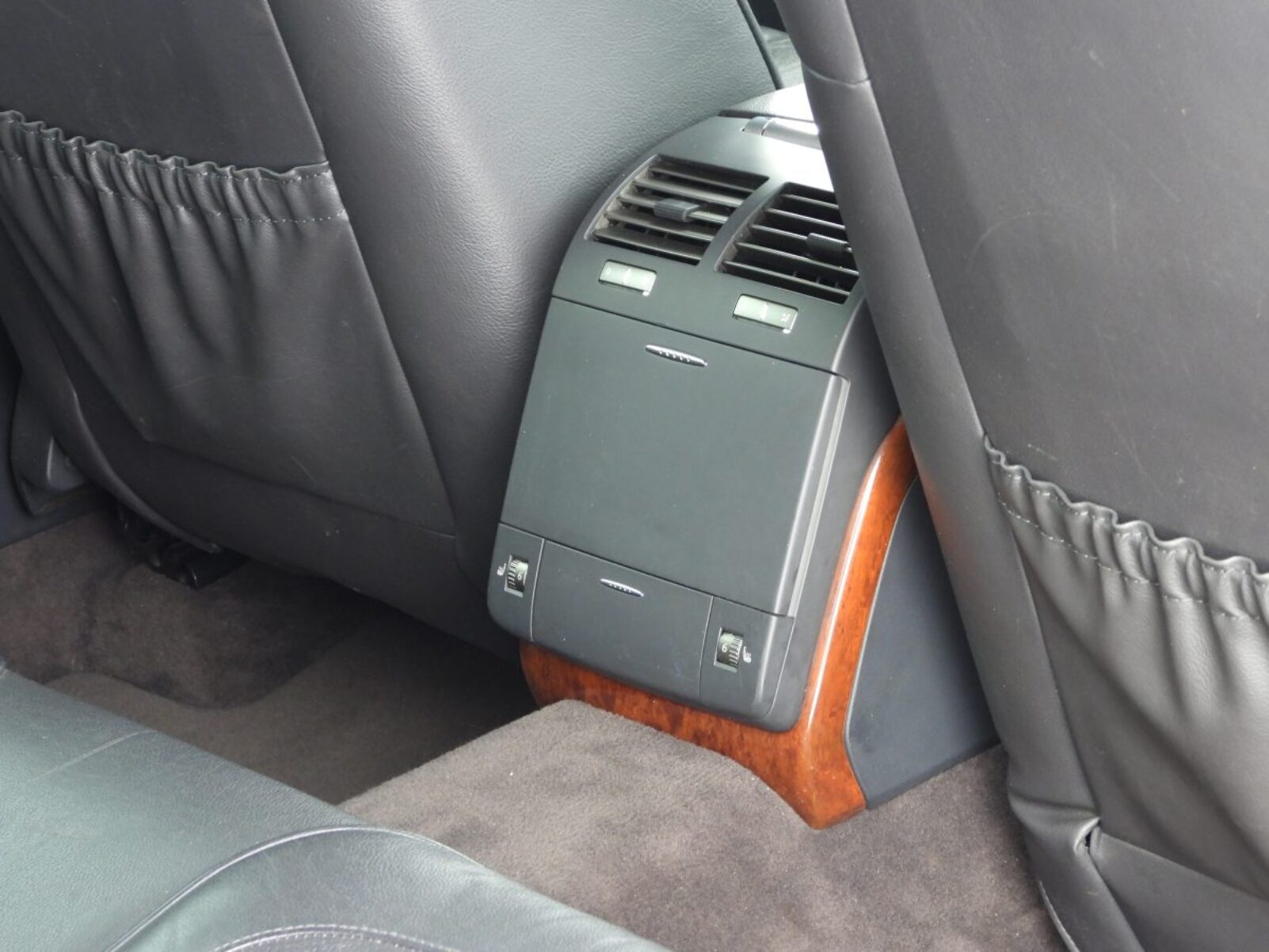 VW PHAEON