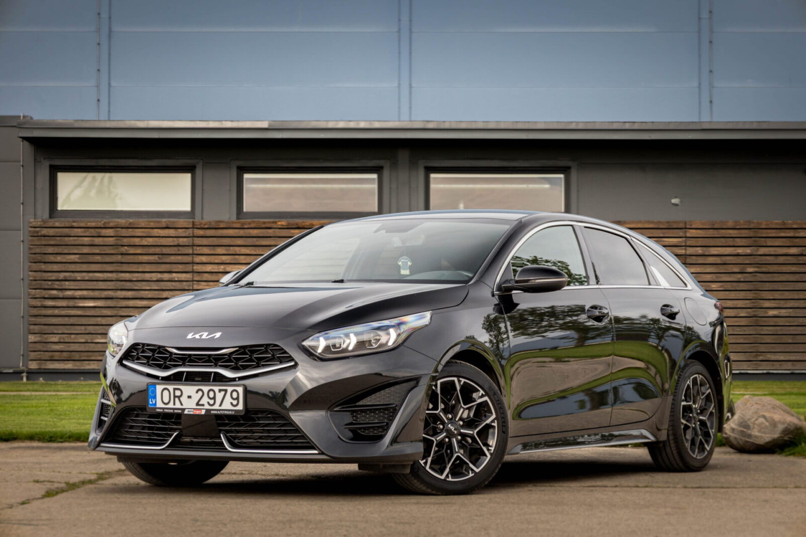 KIA PROCEED