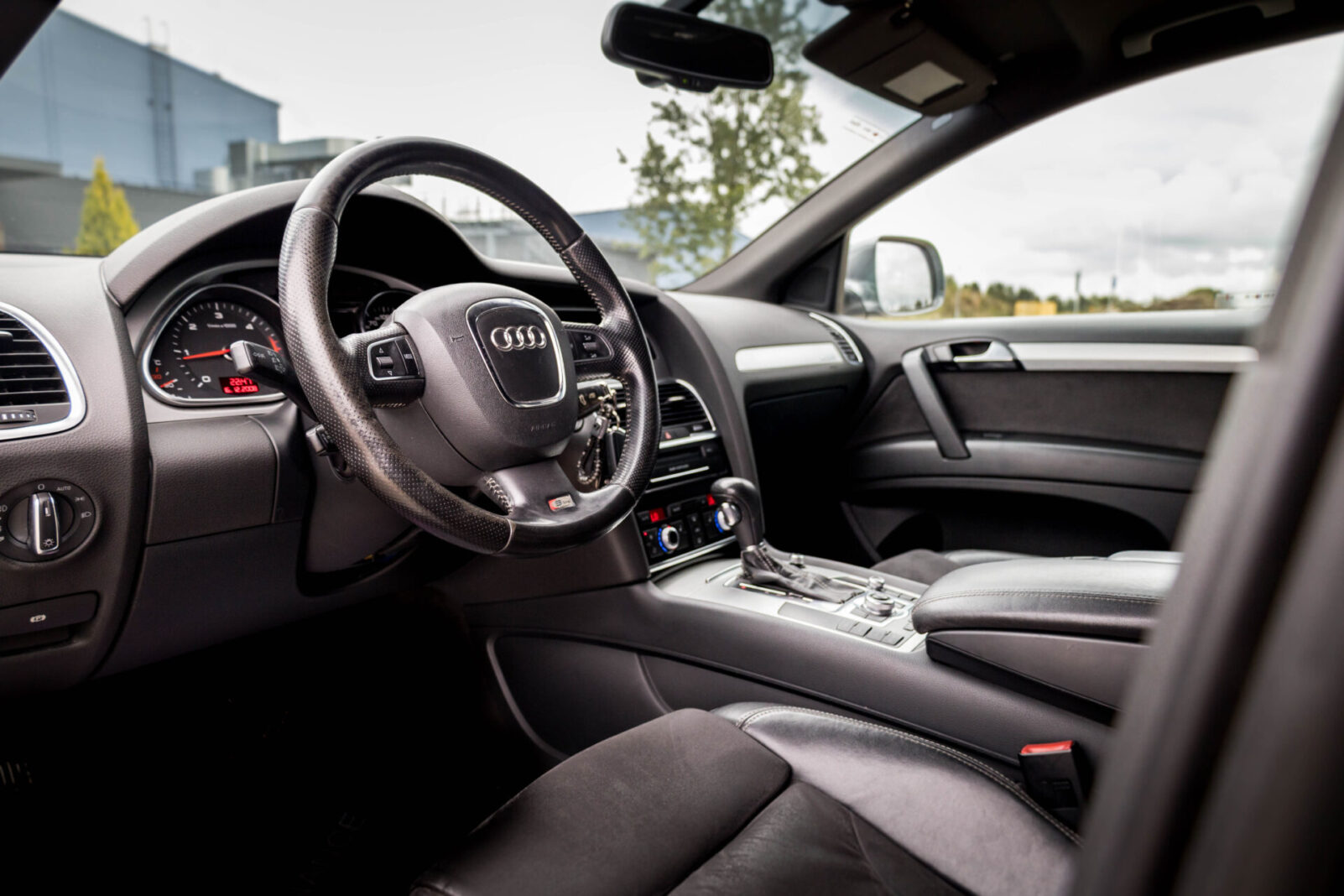 AUDI Q7