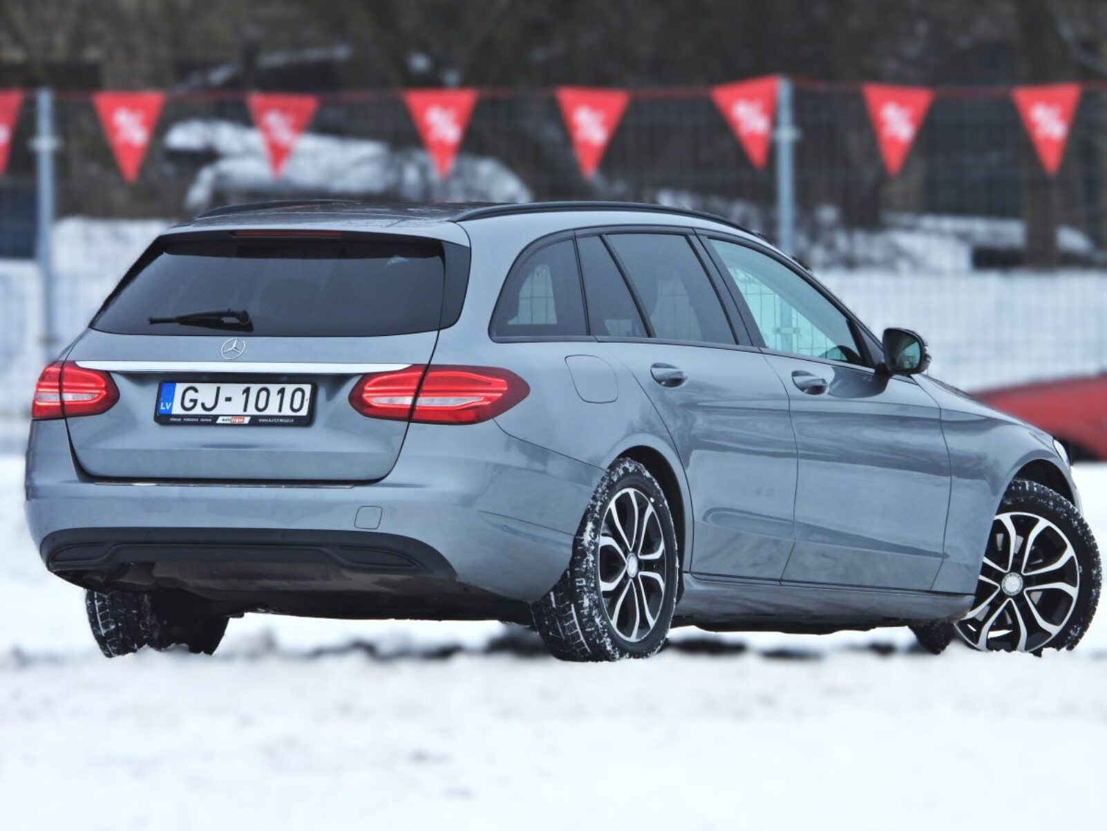 MERCEDES BENZ C220 D