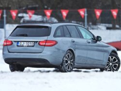 MERCEDES BENZ C220 D