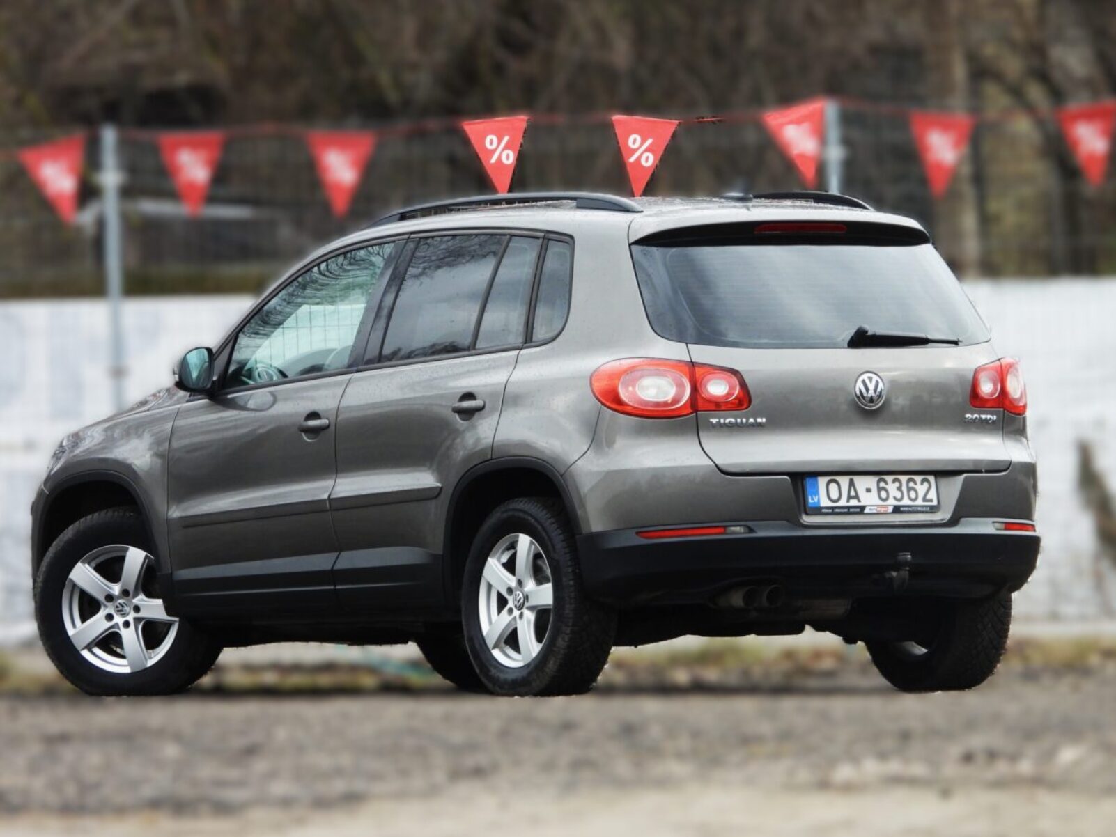 VW TIGUAN