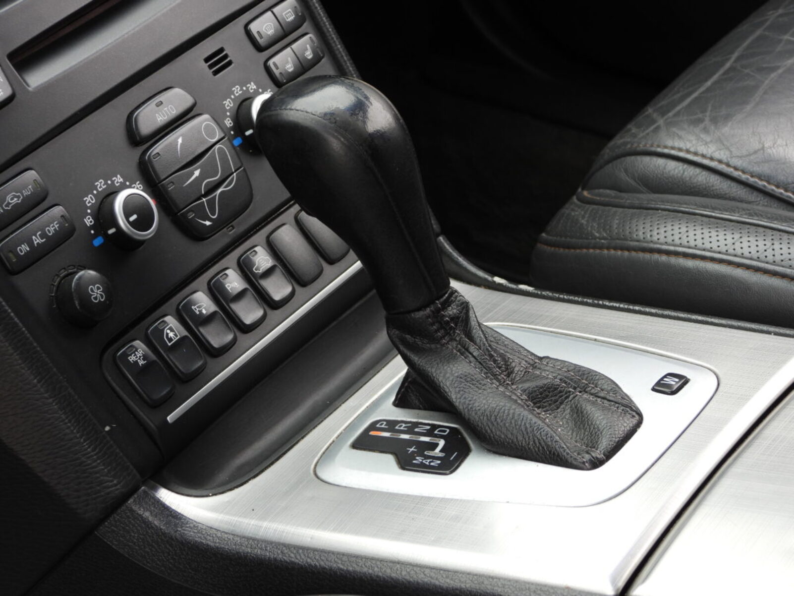 VOLVO XC 90