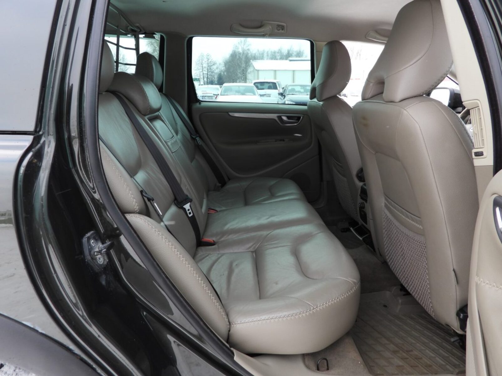 VOLVO XC70