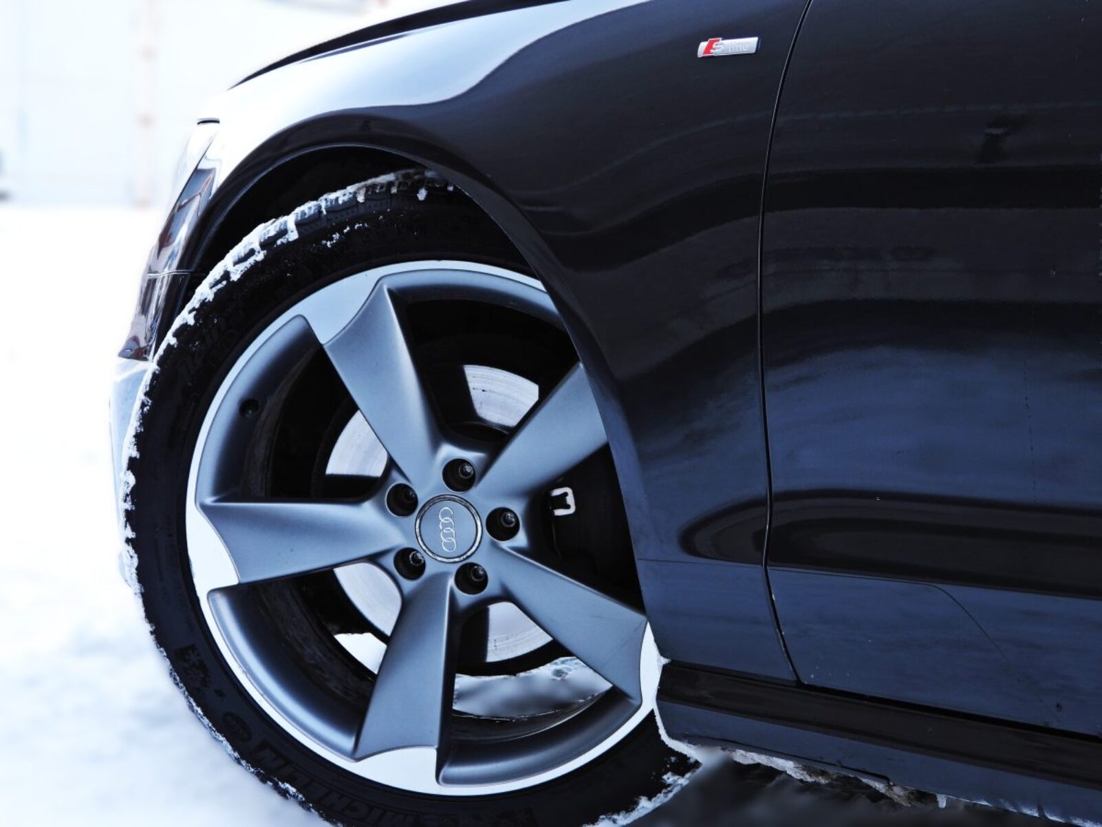 AUDI A6 S-LINE