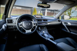 LEXUS CT200H