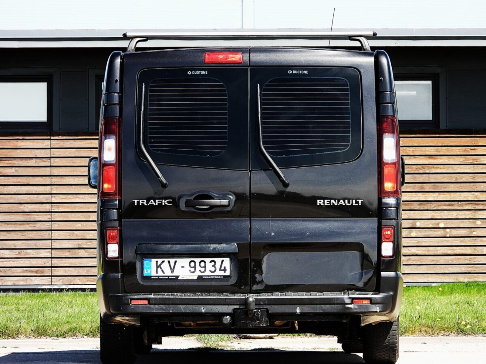 RENAULT TRAFIC