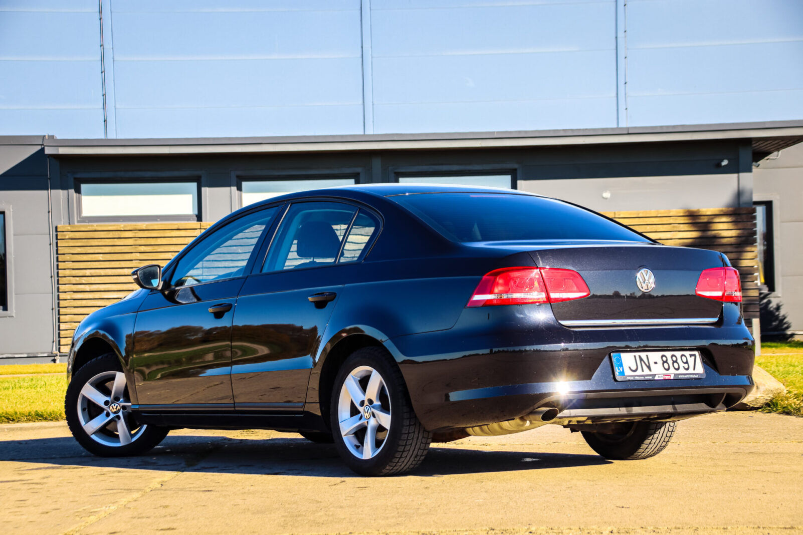 VW PASSAT