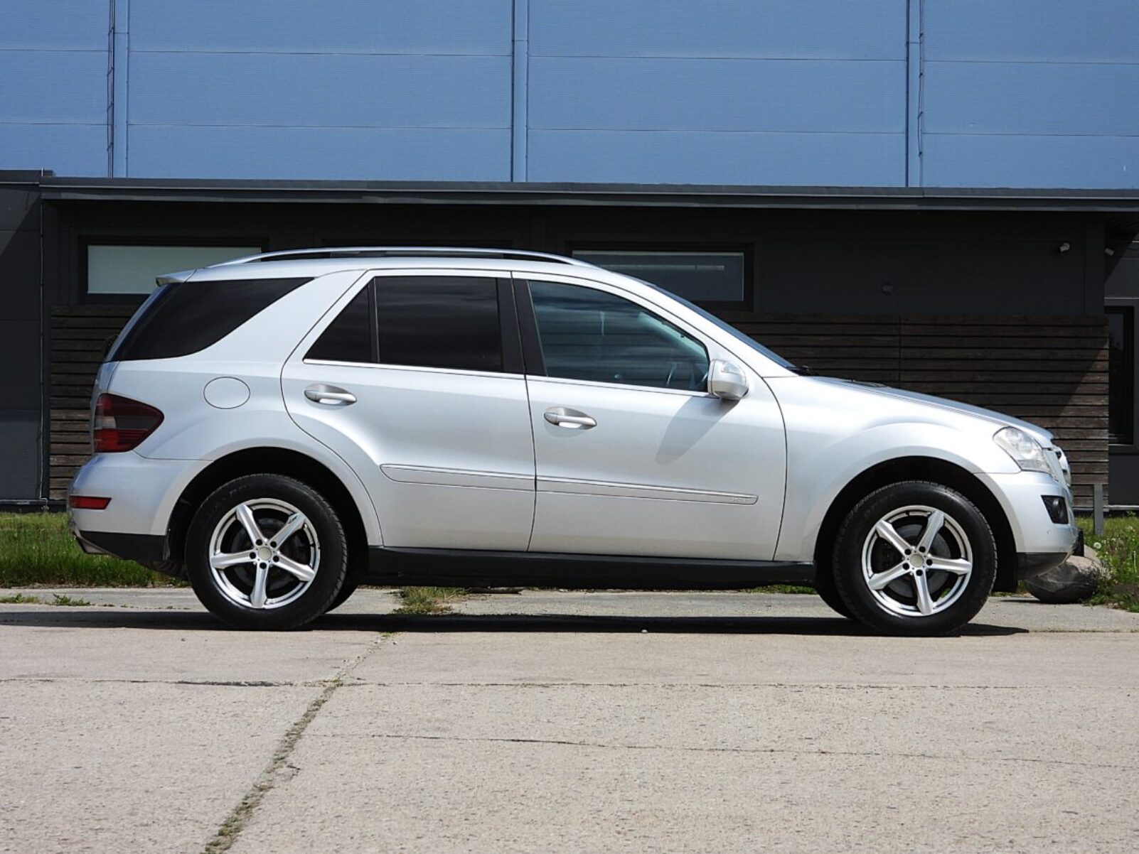 MERCEDES BENZ ML320
