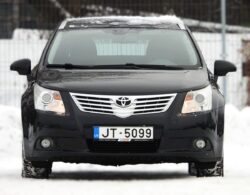 TOYOTA AVENSIS