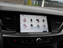 OPEL INSIGNIA SPORTS TOURER