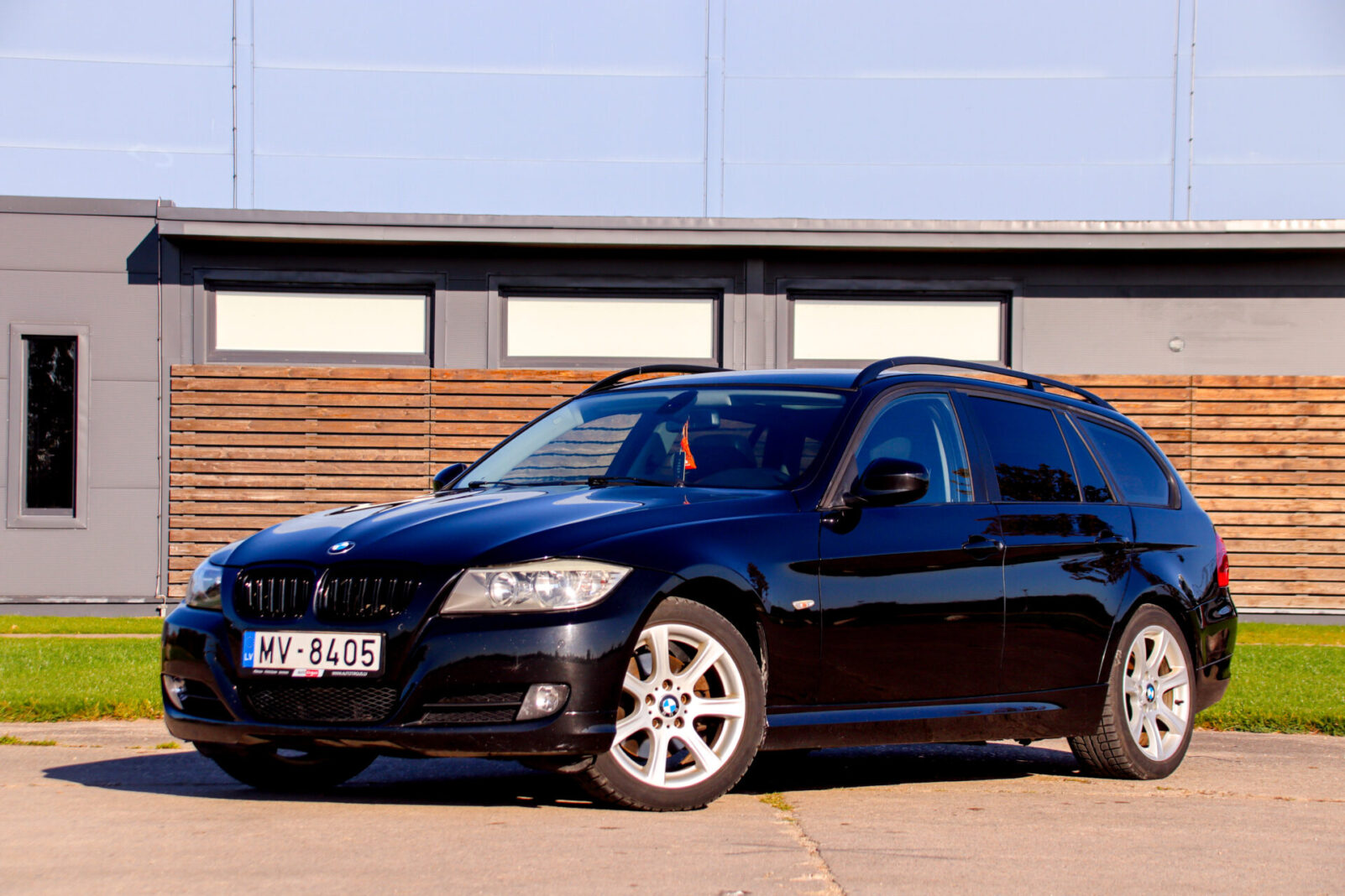 BMW 320