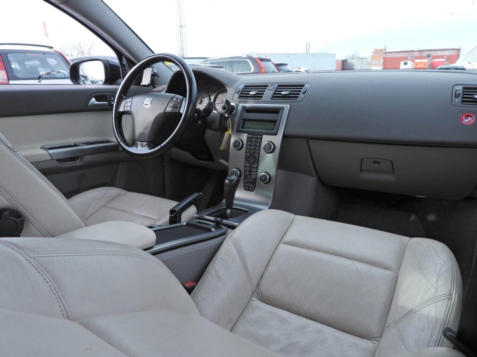 VOLVO S40
