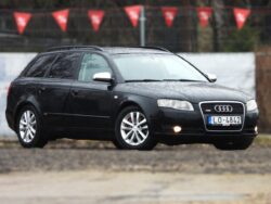 AUDI A4 S-line