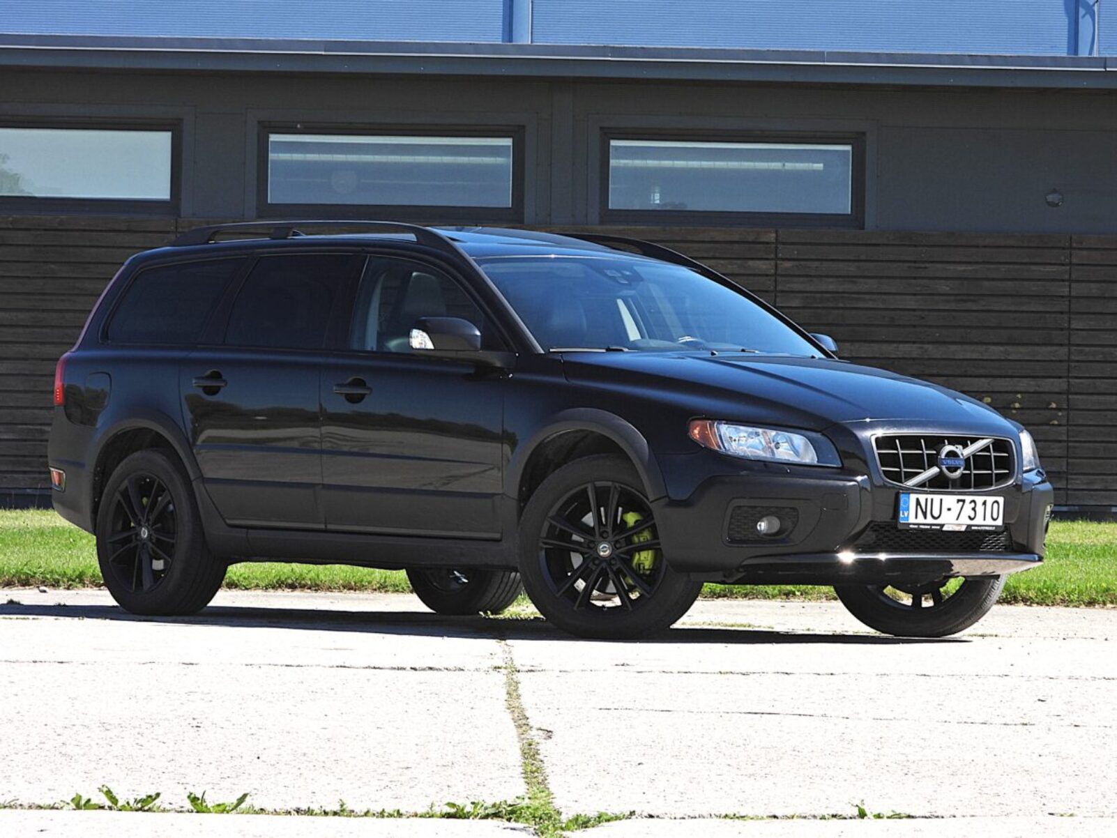 VOLVO XC70