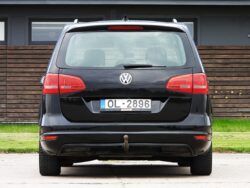 VW SHARAN
