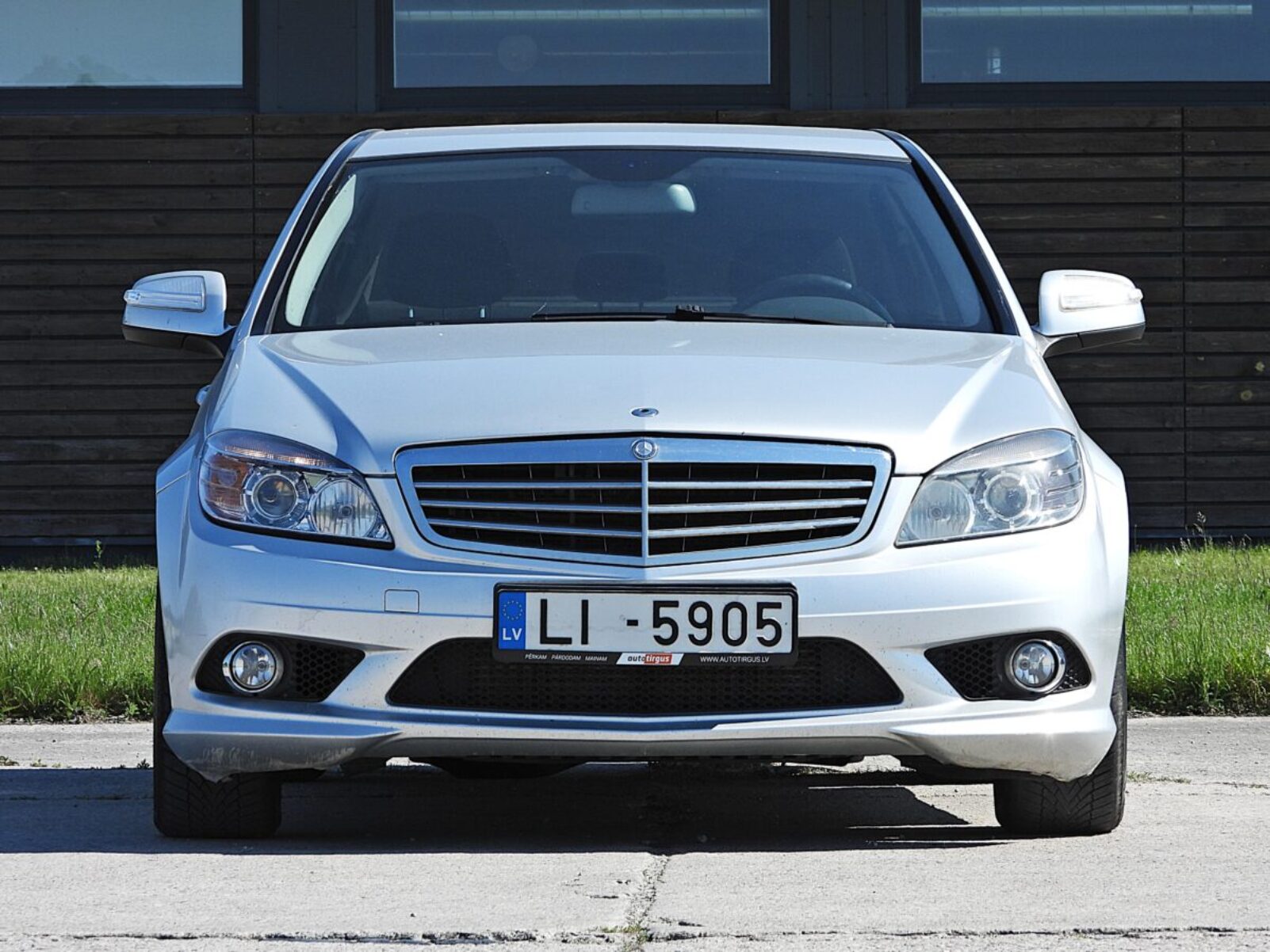 MERCEDES BENZ C220