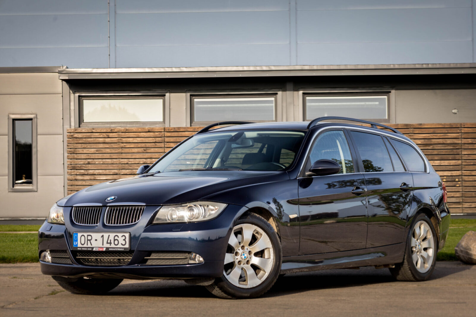 BMW 325