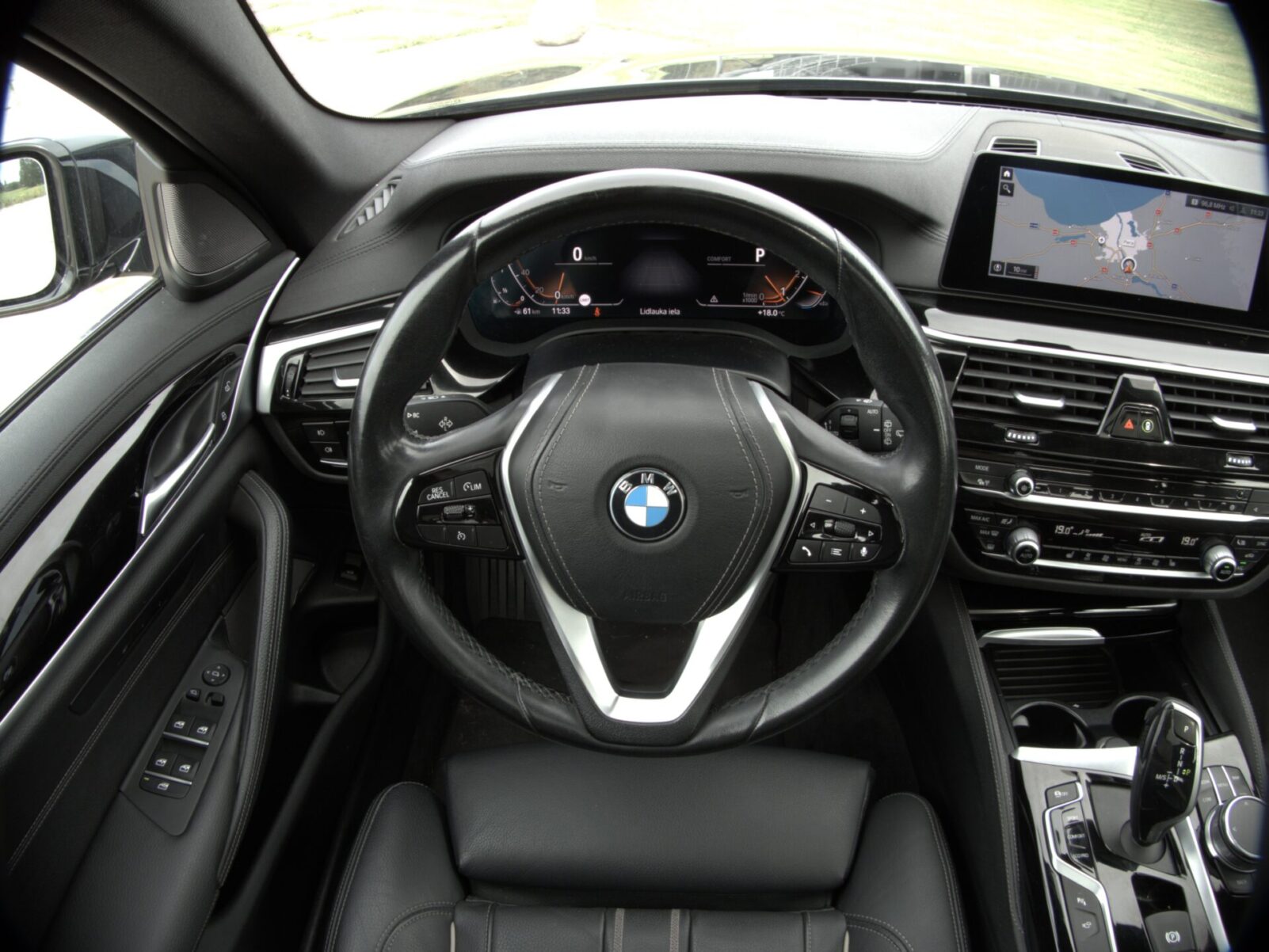 BMW 520I