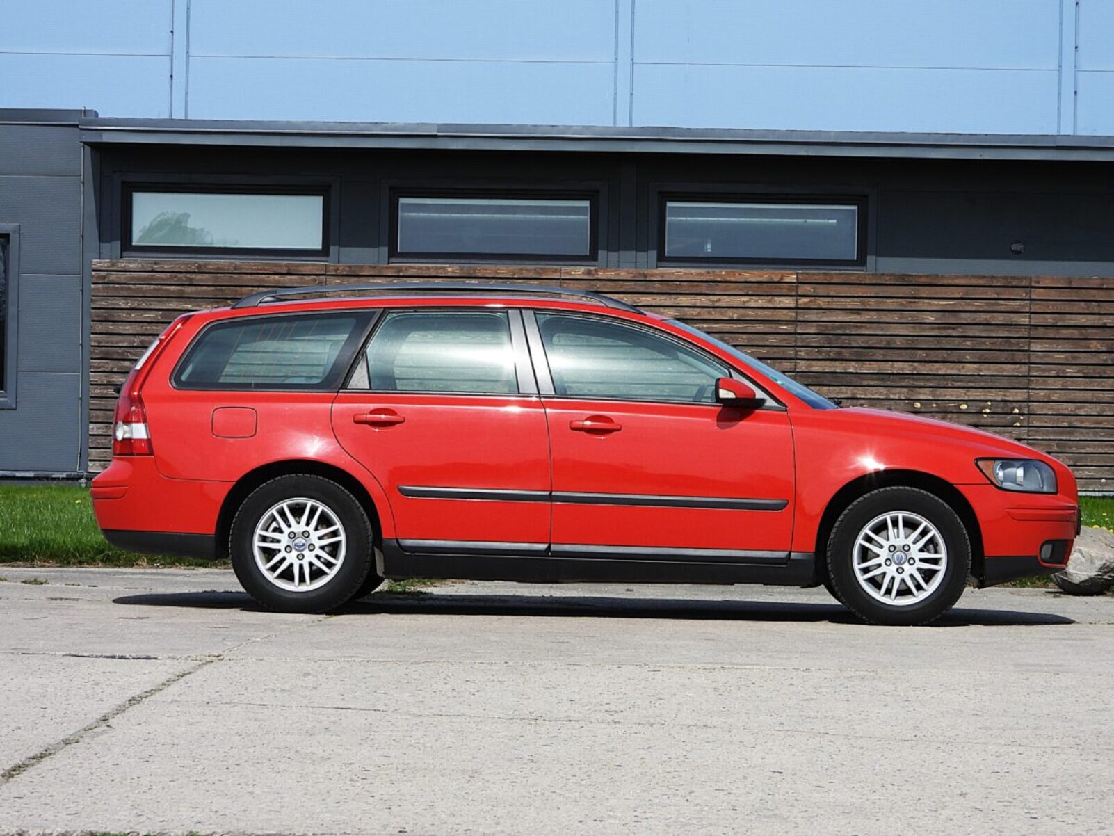 VOLVO V50