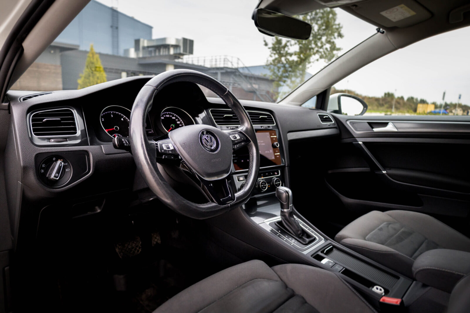 VW GOLF