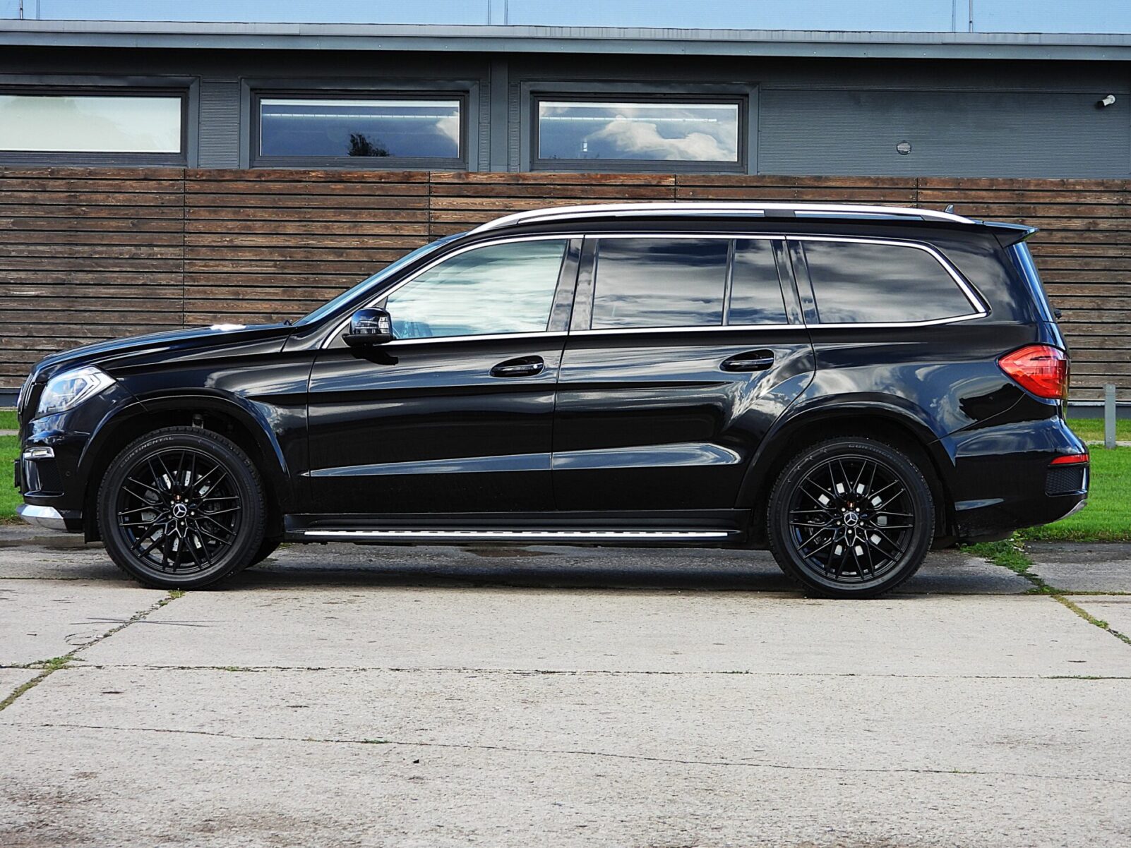 MERCEDES BENZ GL350