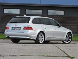 BMW 525