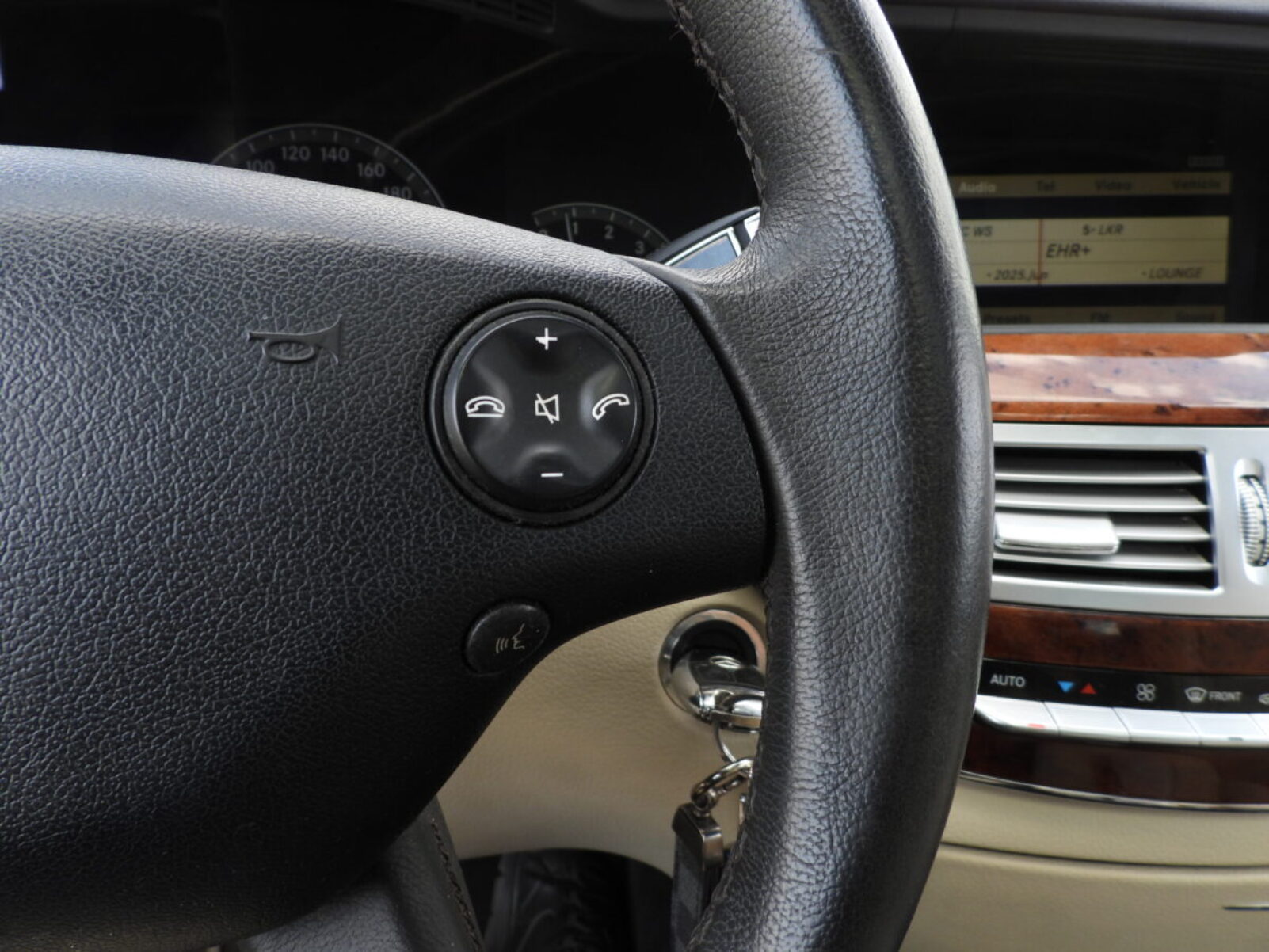 MERCEDES BENZ S320