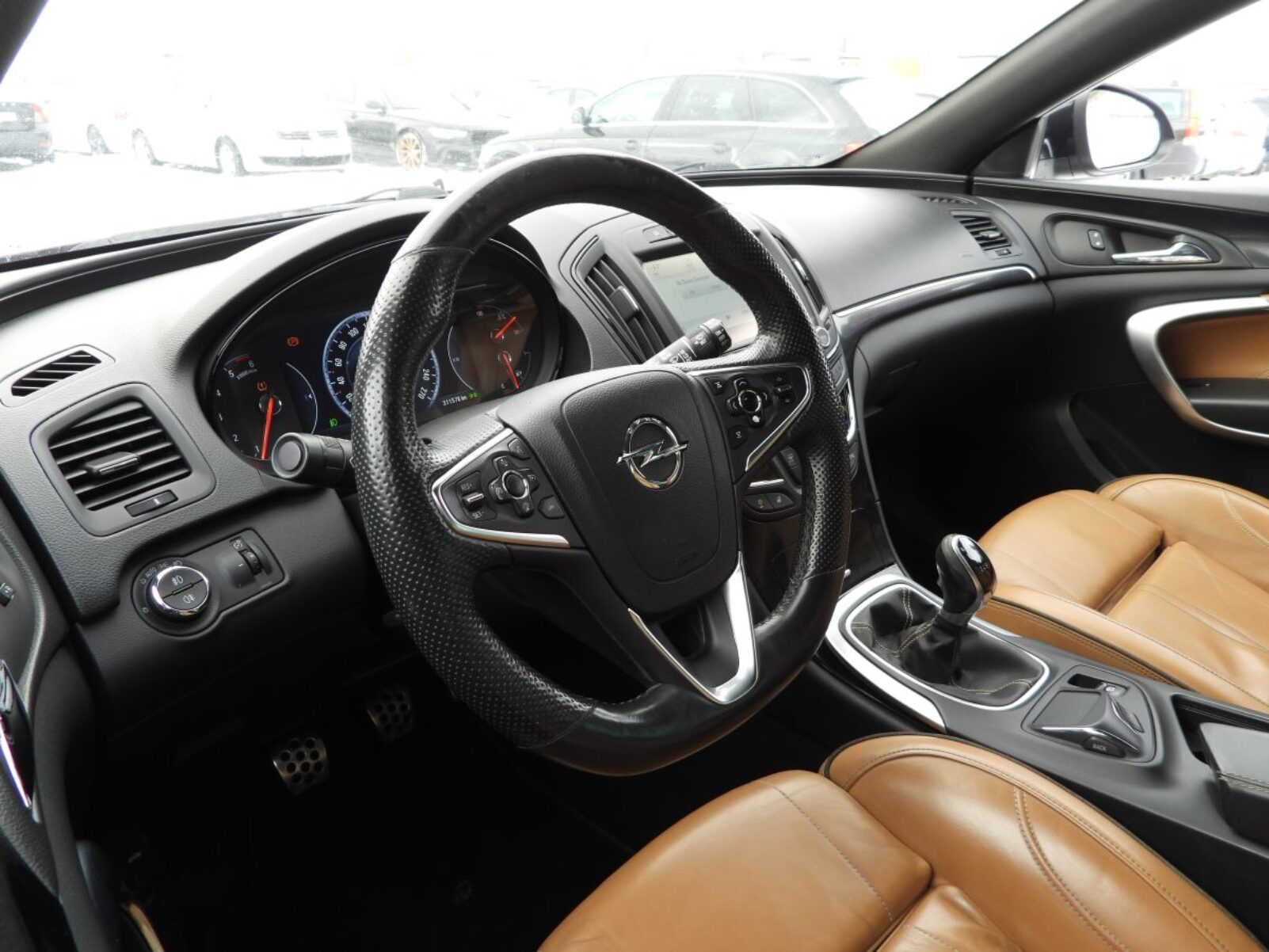 OPEL INSIGNIA