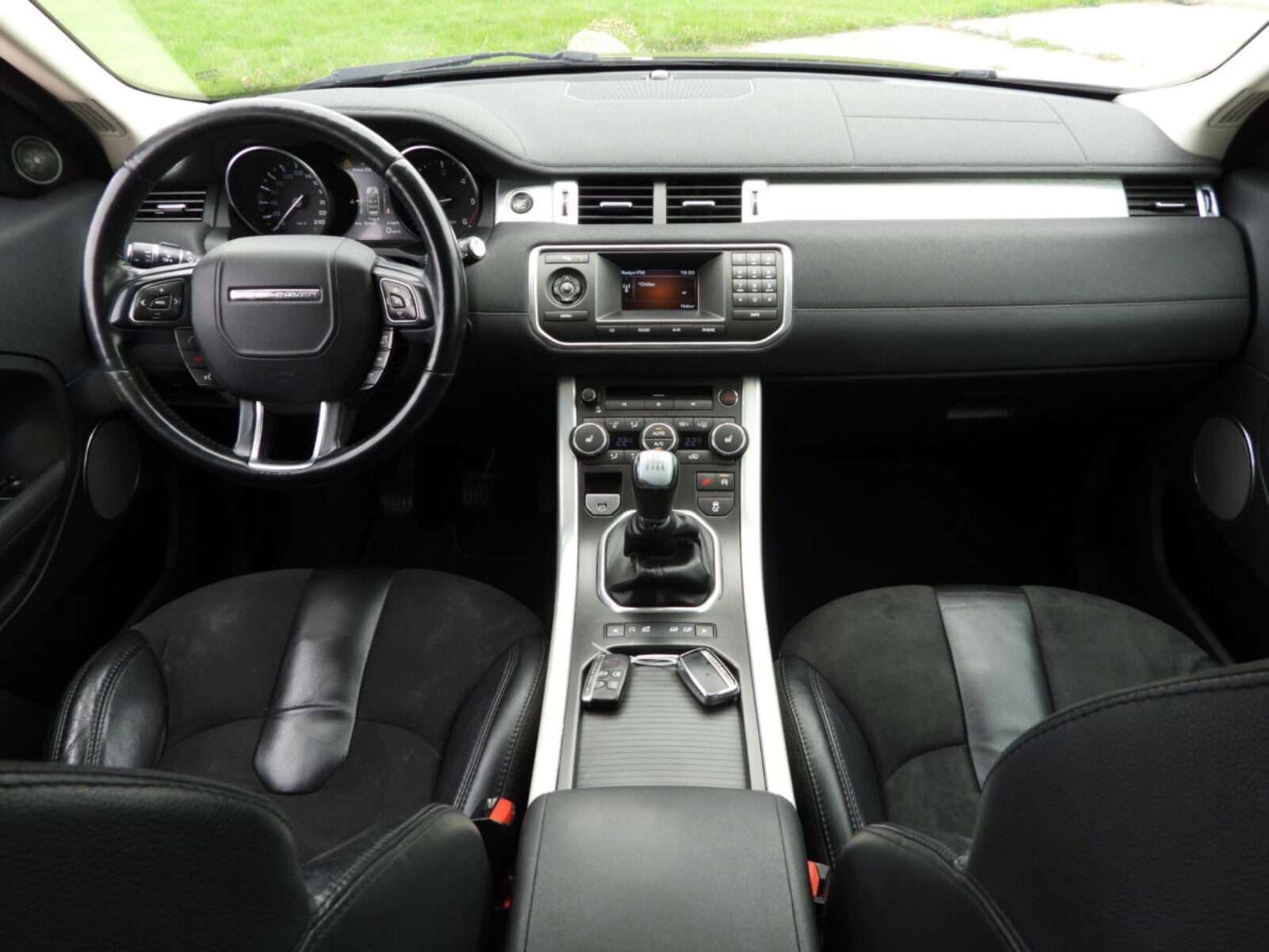 LAND ROVER RANGE ROVER EVOQUE